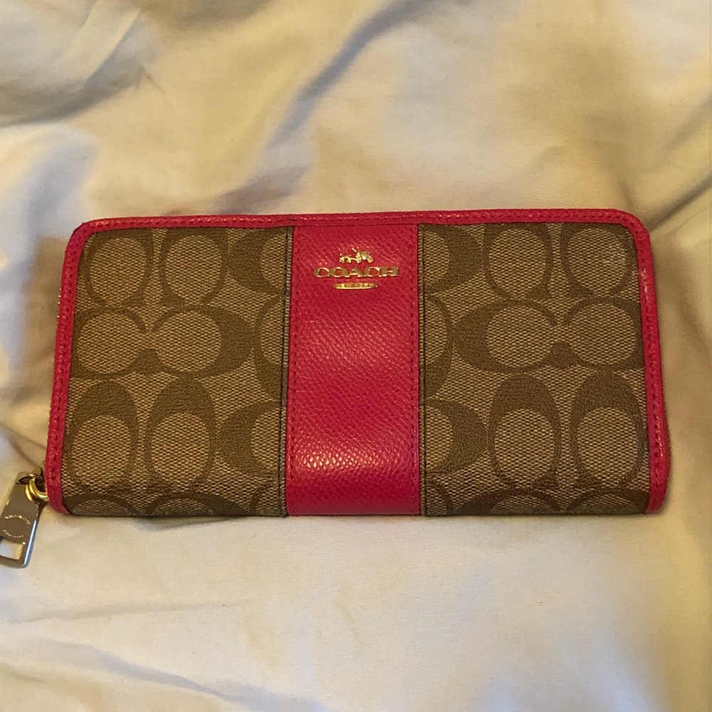 Coach wallet